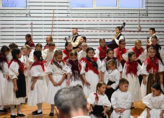 Dječji susreti u Ščitarjevu: Oni su mali, ali čuvaju folklornu baštinu kao veliki