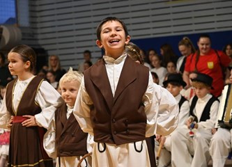 Dječji susreti u Ščitarjevu: Oni su mali, ali čuvaju folklornu baštinu kao veliki