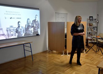 Gimnazijalci na "školskom rendezvousu" s Velimirom Šandorom: "Svaku životnu situaciju treba prihvatiti i iz nje izvući ono najbolje"