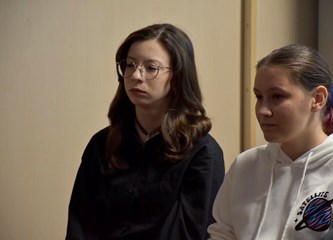 Gimnazijalci na "školskom rendezvousu" s Velimirom Šandorom: "Svaku životnu situaciju treba prihvatiti i iz nje izvući ono najbolje"