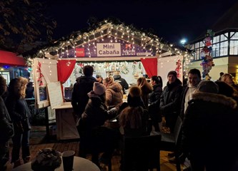 FOTO/VIDEO Blagdanska čarolija čeka vas u Parku Plemenite općine turopoljske! Advent je počeo