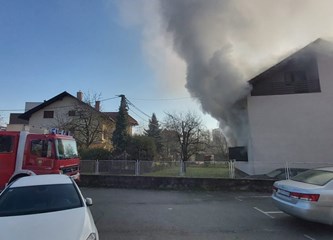 U Svačićevoj ulici gori obiteljska kuća, vatrogasci na terenu
