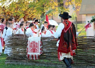 Jurjevski krijesovi u turopoljskim mjestima