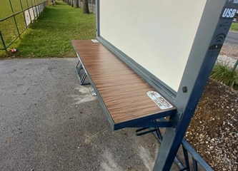 Na igralištu u Vukovini osvanuo multifunkcionalan parking za bicikle