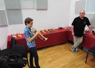 Mladi trubač Stefan svoj je talenat već dokazao, podržimo ga da ode na svjetsko natjecanje i uspješno nastavi školovanje!