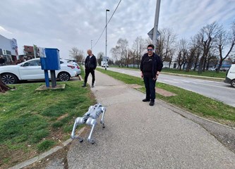VIDEO I FOTO: Robopas u šetnji Goricom! Jeste li ga sreli?