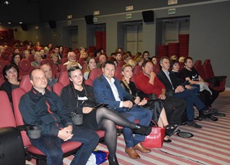 Naoružani instrumentima vojnici otvorili VG Brass