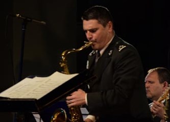 Naoružani instrumentima vojnici otvorili VG Brass