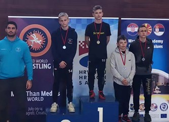 [FOTO] Regionalna berba medalja za goričko hrvanje u Sisku: Grga Softić, Emanuel Grgić i Jakov Noršić sa zlatom oko vrata!