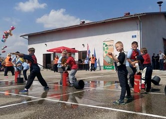 Za dan Turopolja otvoreno igralište i rekordni vatrogasni kup